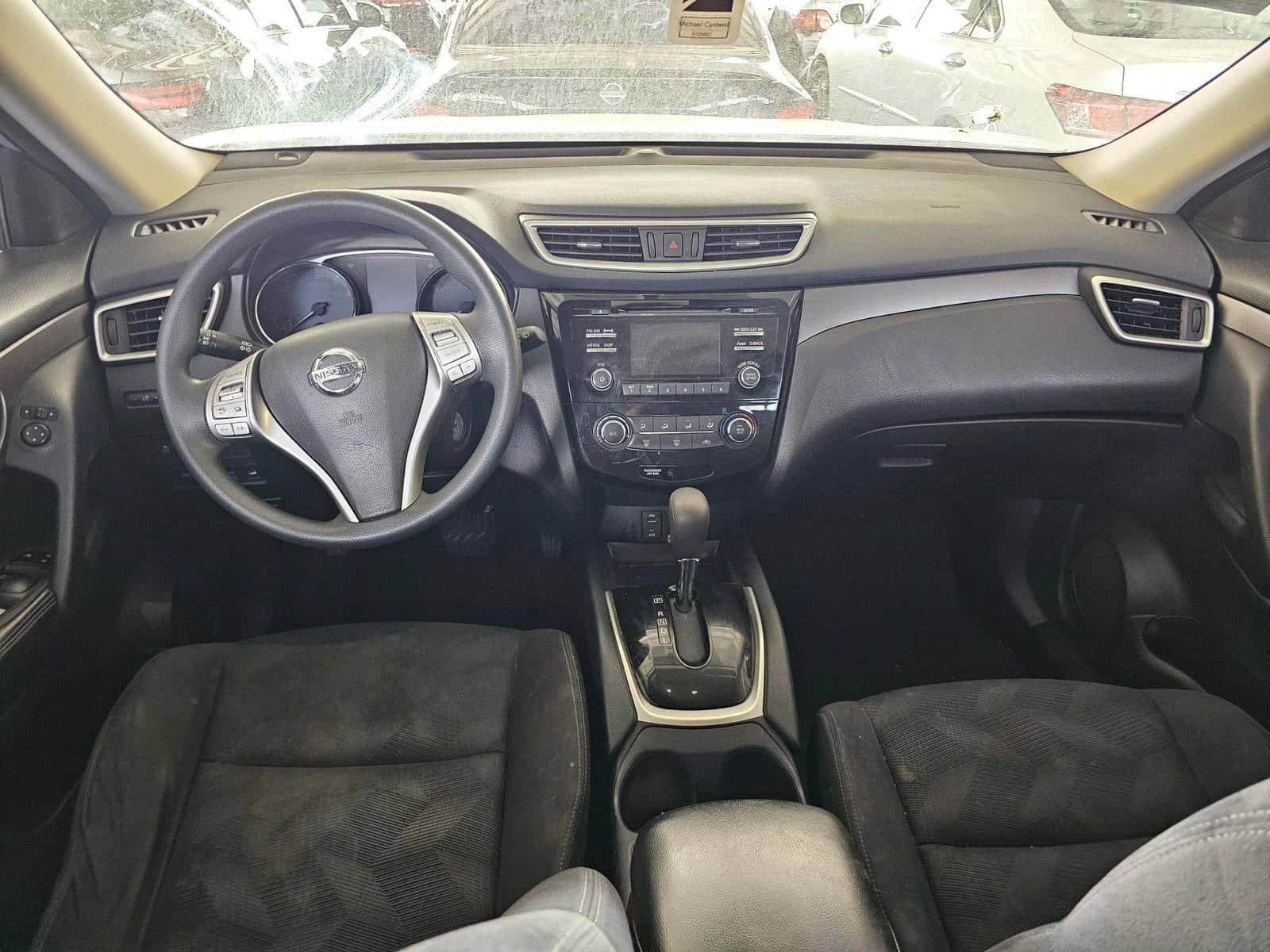 NISSAN ROGUE - Exterior