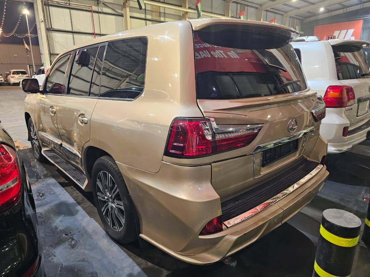 Lexus LX 570 2009 thumbnail 4