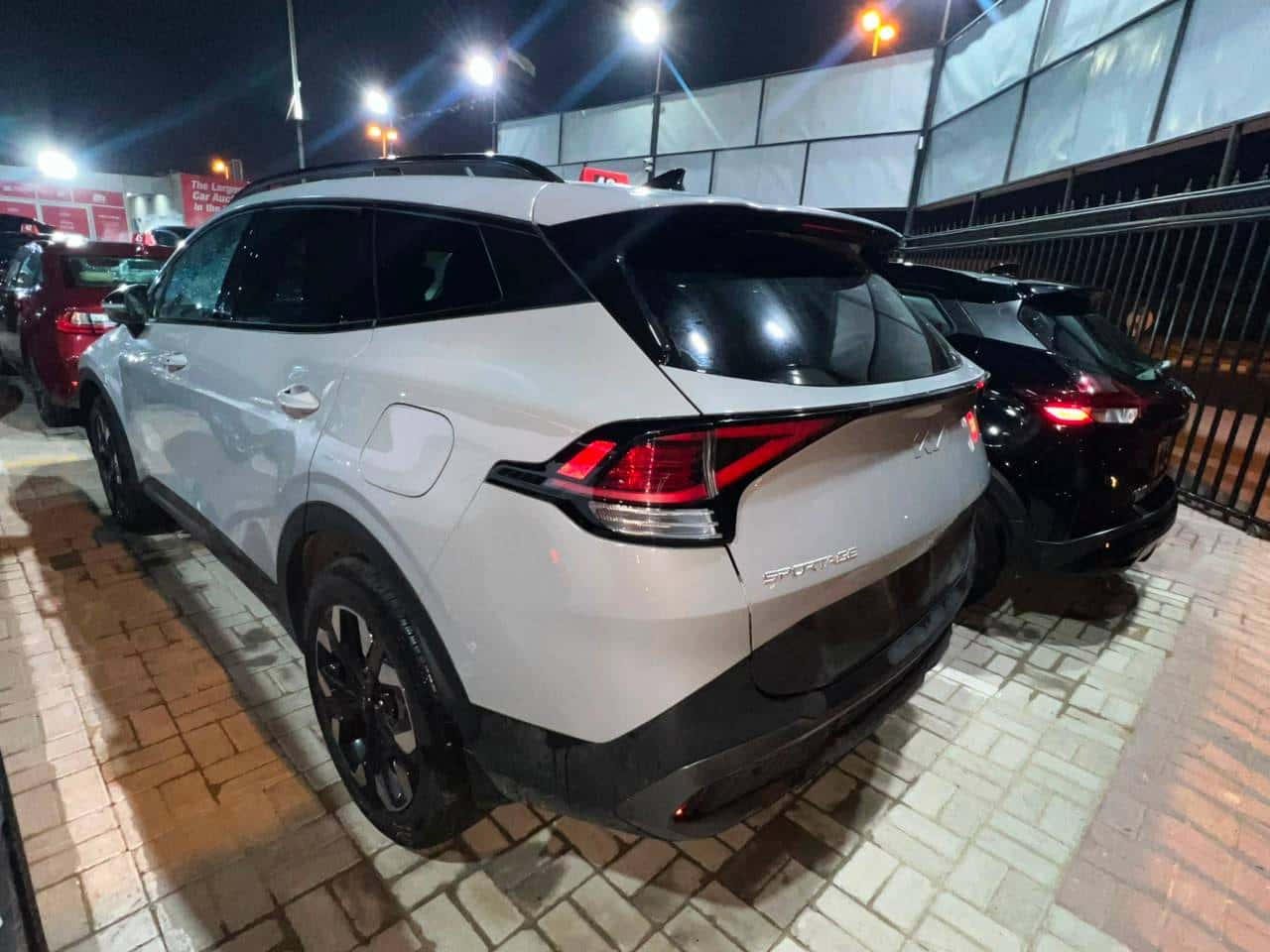 KIA SPORTAGE 2023 thumbnail 4