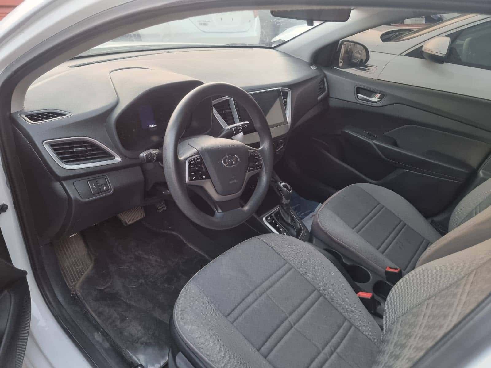 HYUNDAI ACCENT 2020 thumbnail 6