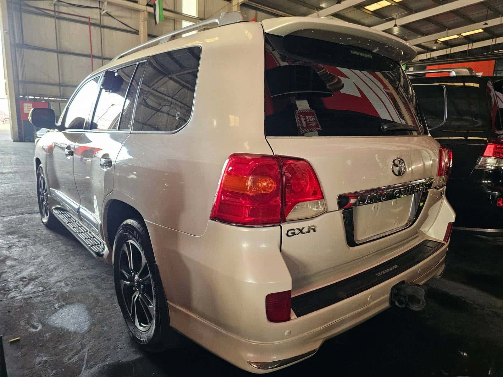 Toyota Land Cruiser 2013 thumbnail 4