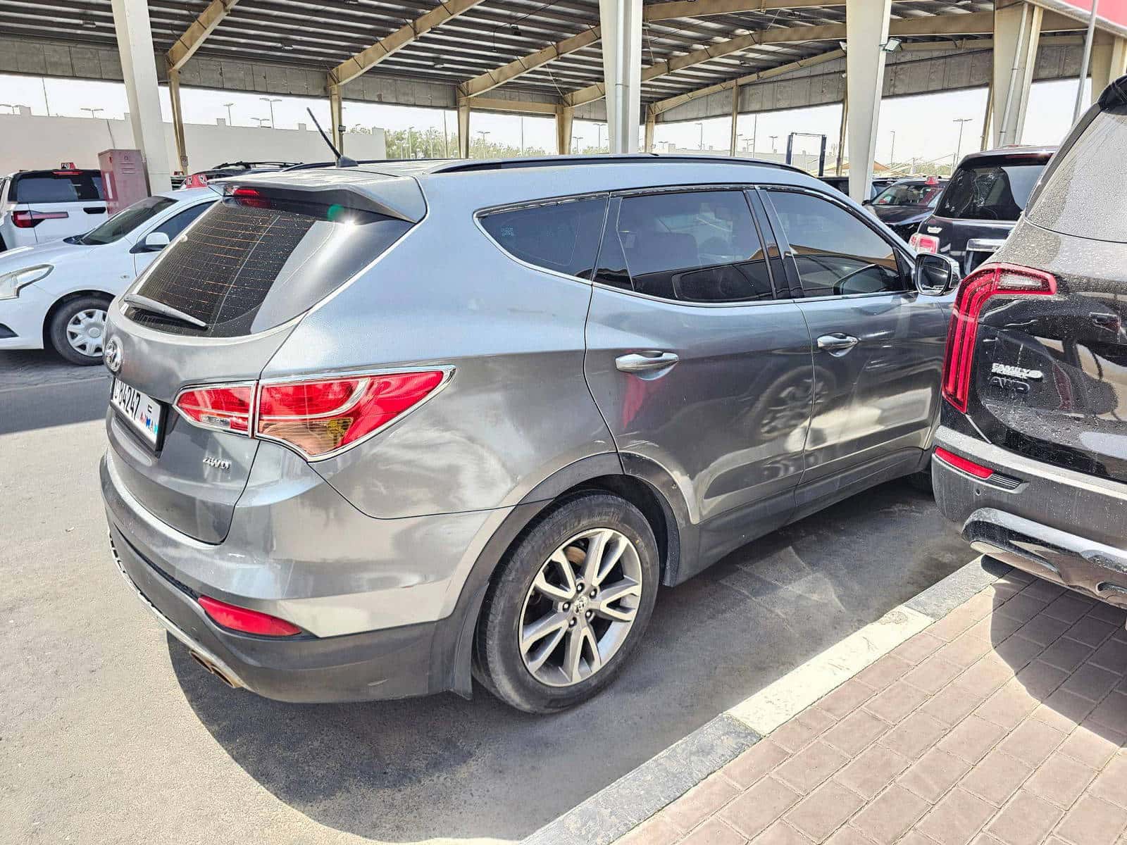 HYUNDAI SANTA FE 2014 thumbnail 4