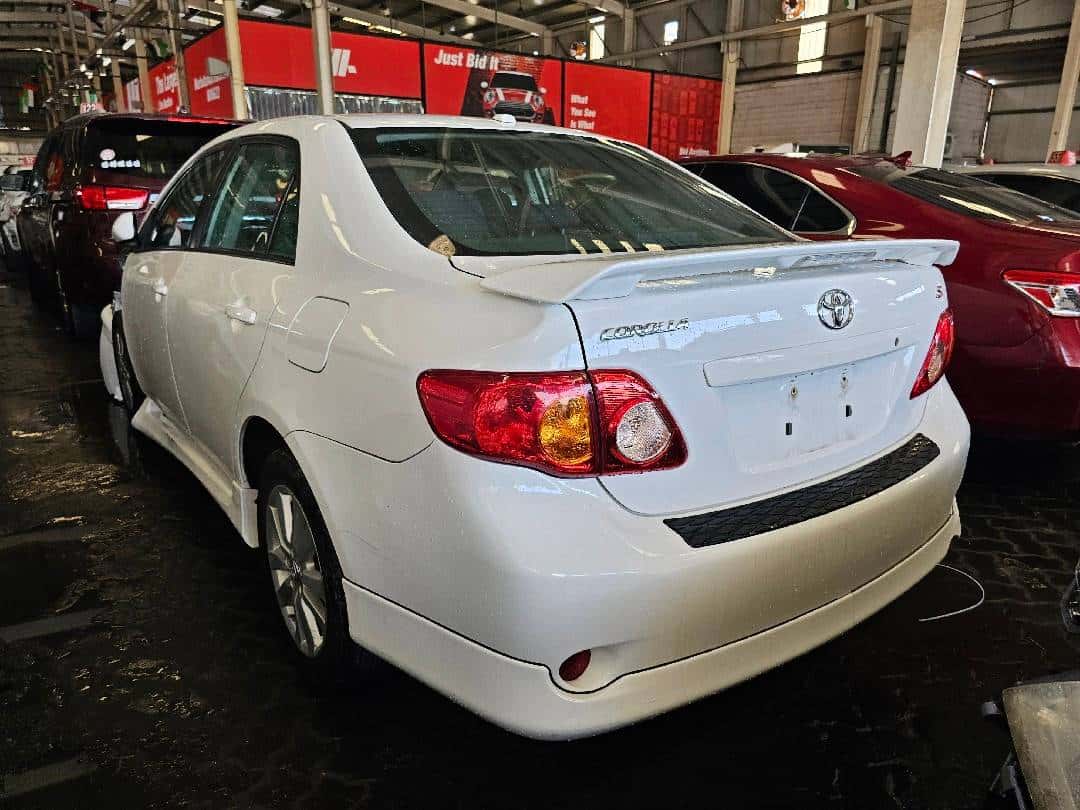 TOYOTA COROLLA 2010 thumbnail 1