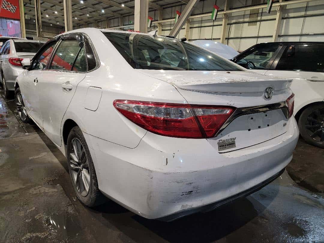 Toyota Camry 2015 thumbnail 1
