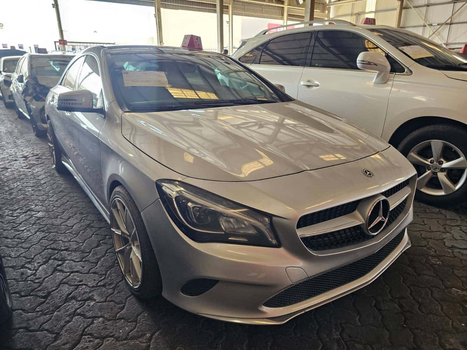 MERCEDES BENZ CLA 250 2014 thumbnail 3