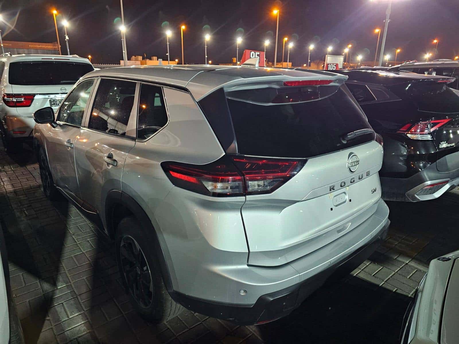 NISSAN ROGUE 2024 thumbnail 4