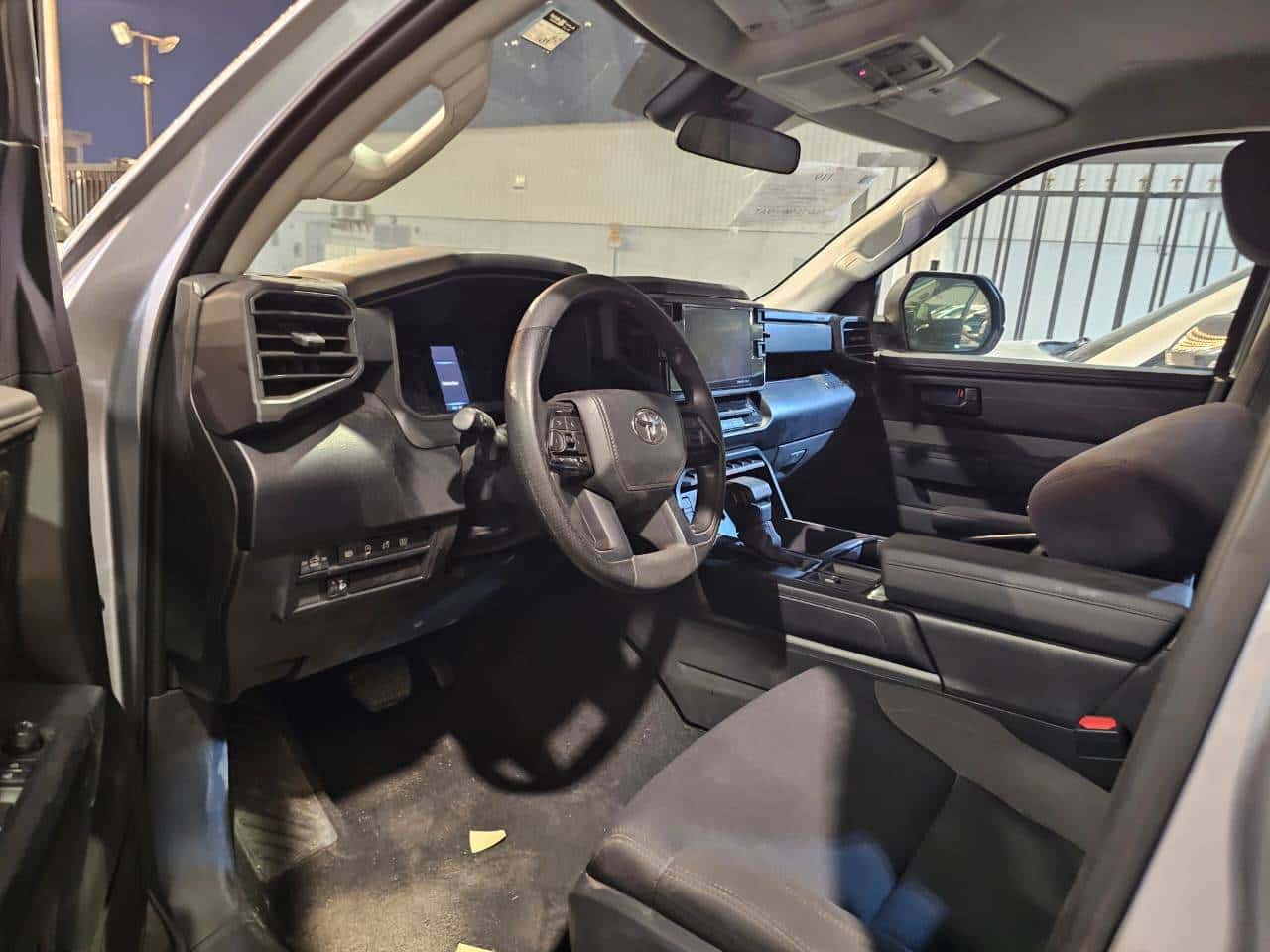 Toyota Tundra 2024 thumbnail 6