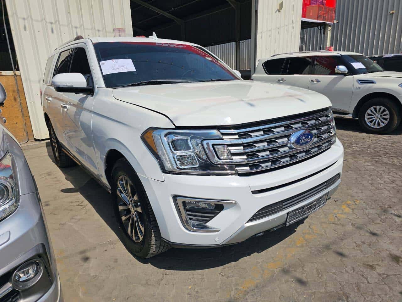 Ford EXPEDITION 2018 thumbnail 3