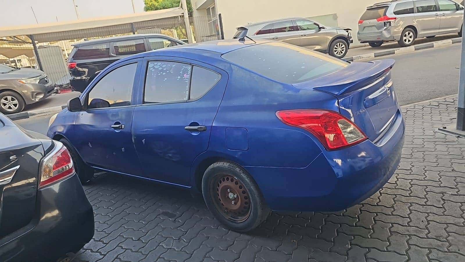 Nissan Versa 2014 thumbnail 4