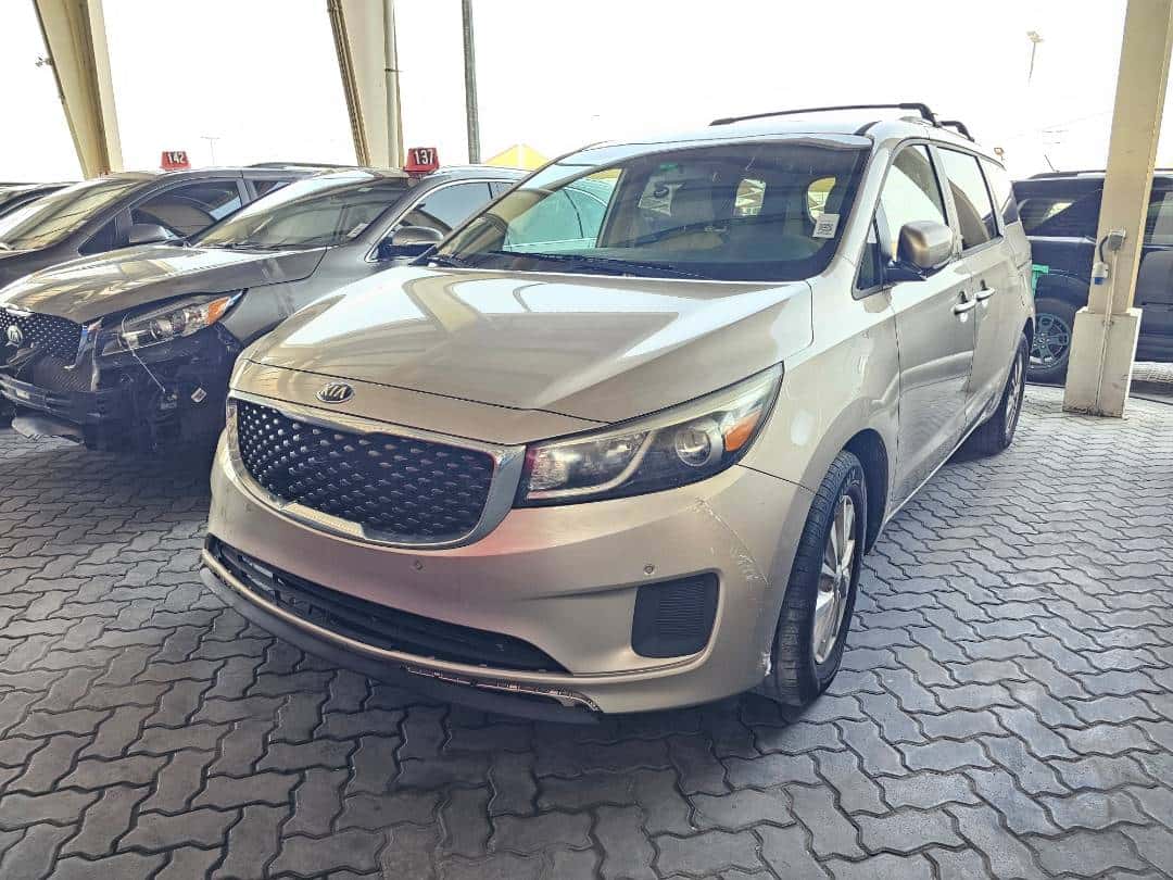 KIA SEDONA - Exterior