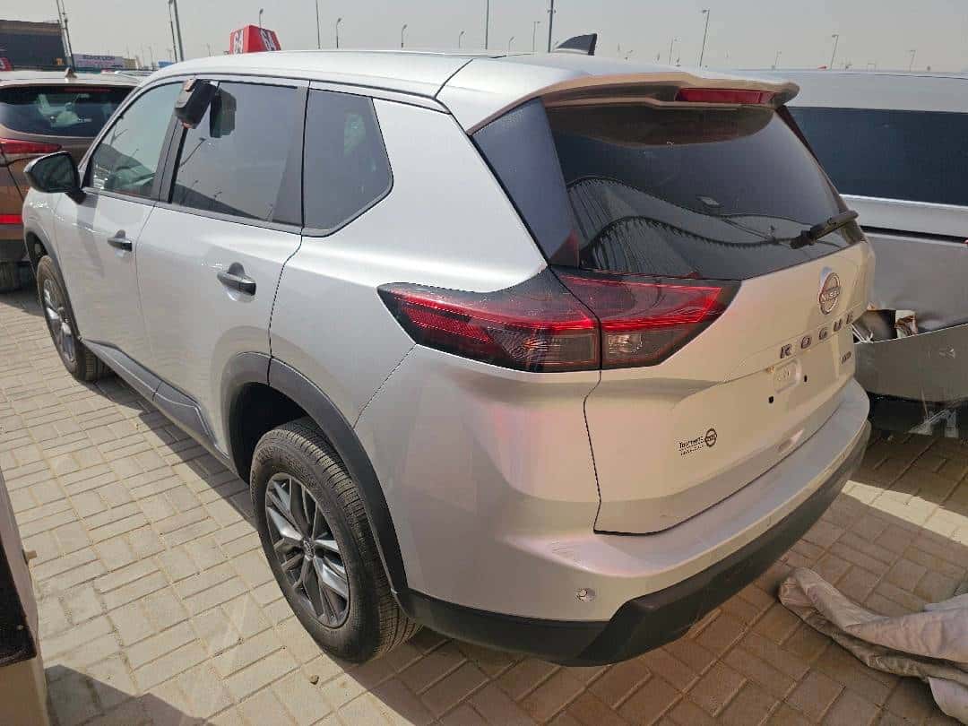 NISSAN ROGUE - Exterior