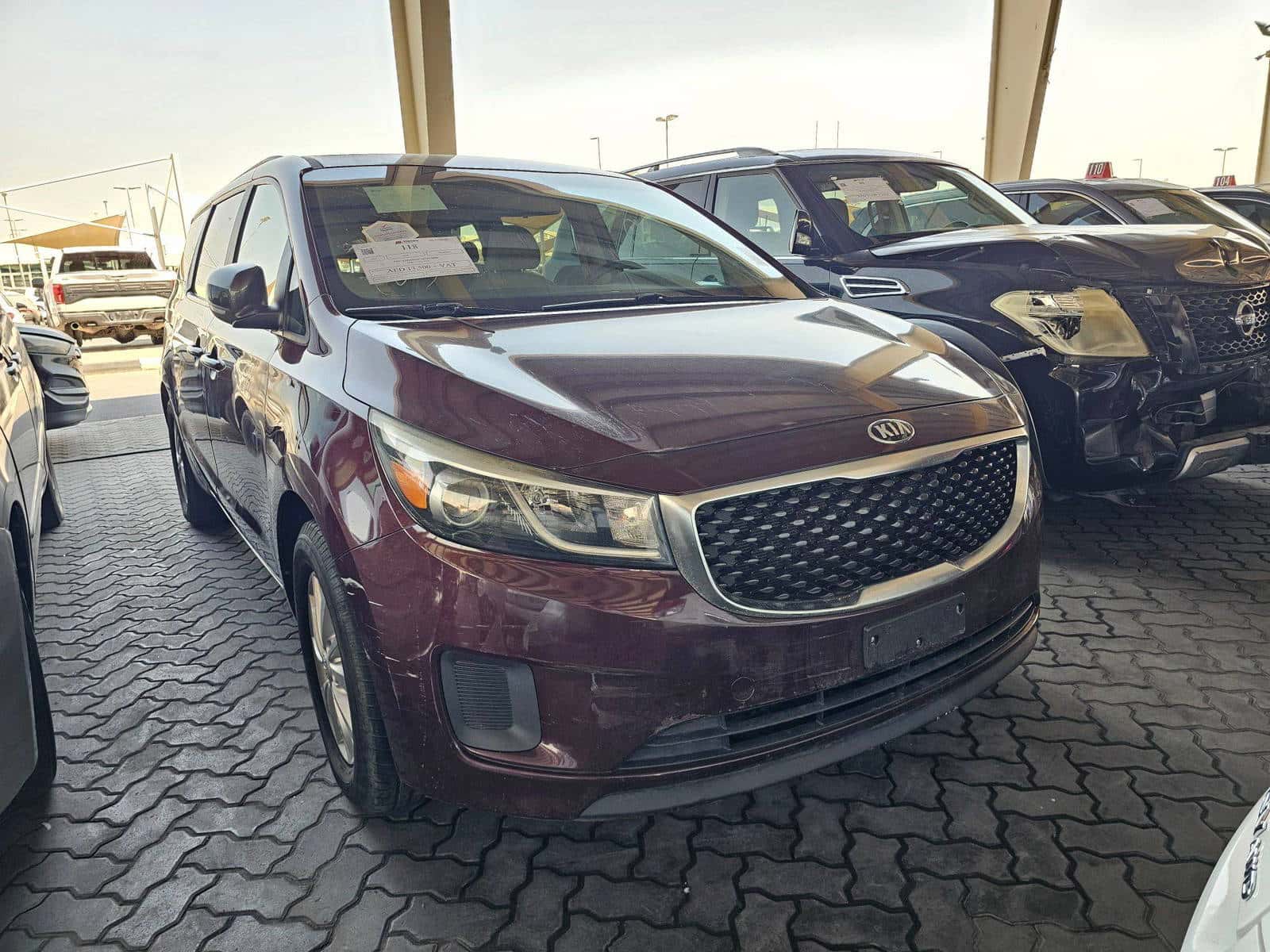KIA SEDONA 2015 thumbnail 4