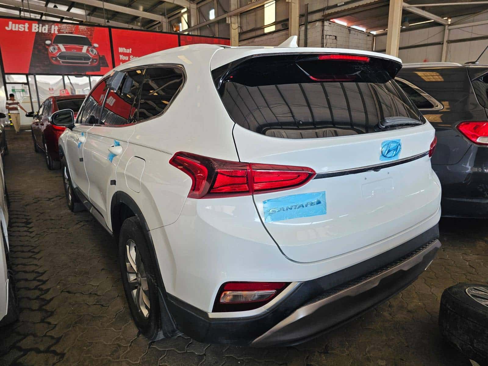Hyundai Santa Fe 2020 thumbnail 4