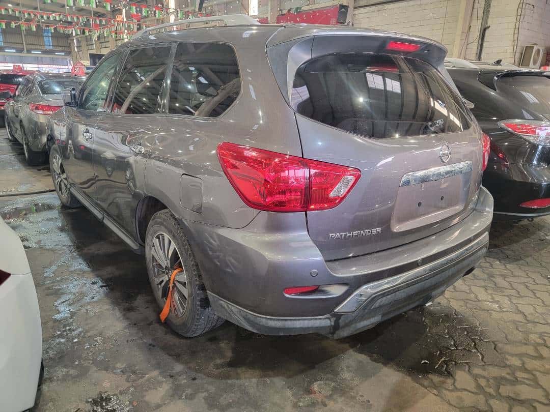NISSAN PATHFINDER - Exterior
