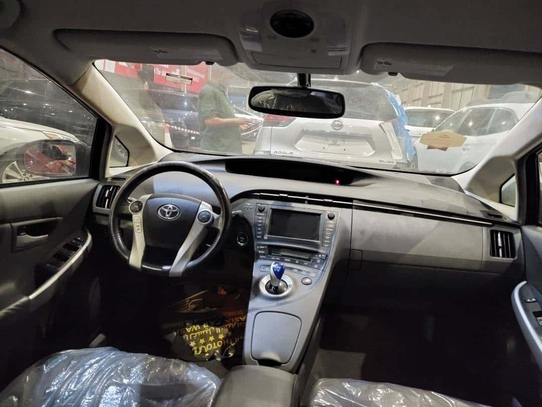 TOYOTA PRIUS - Exterior