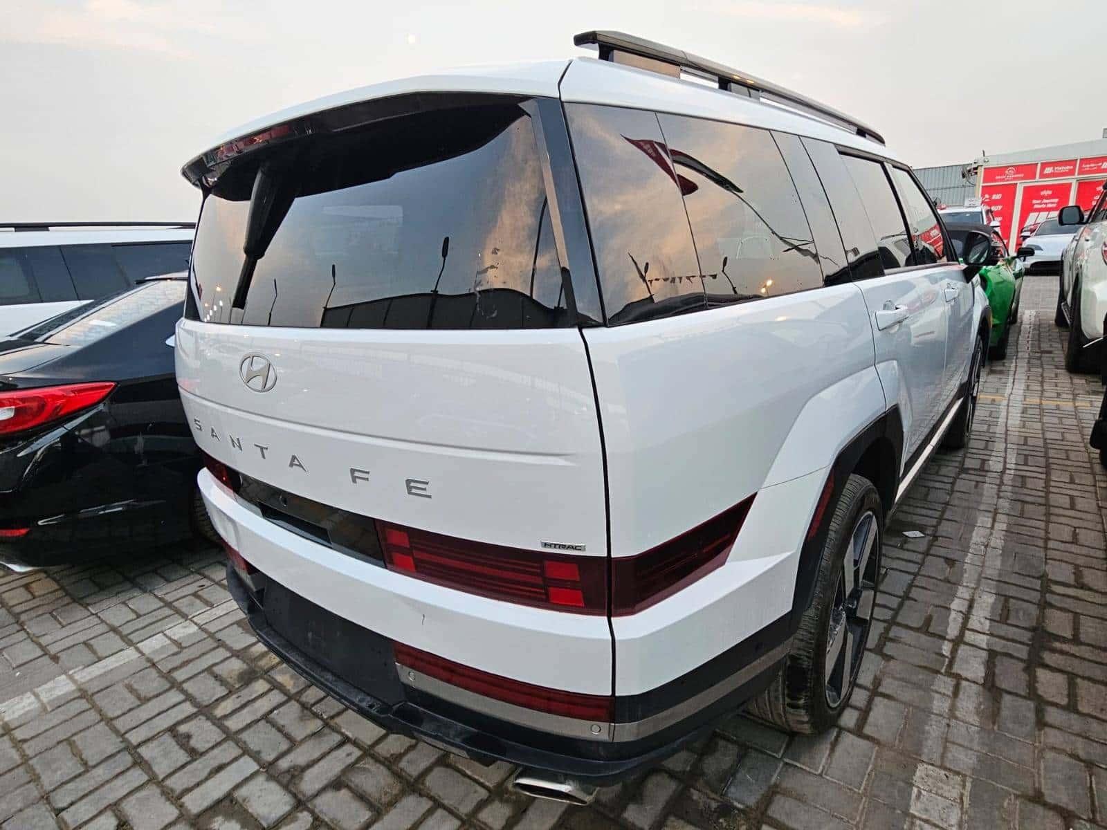 Hyundai SANTA FE LIMITED 2024 thumbnail 7