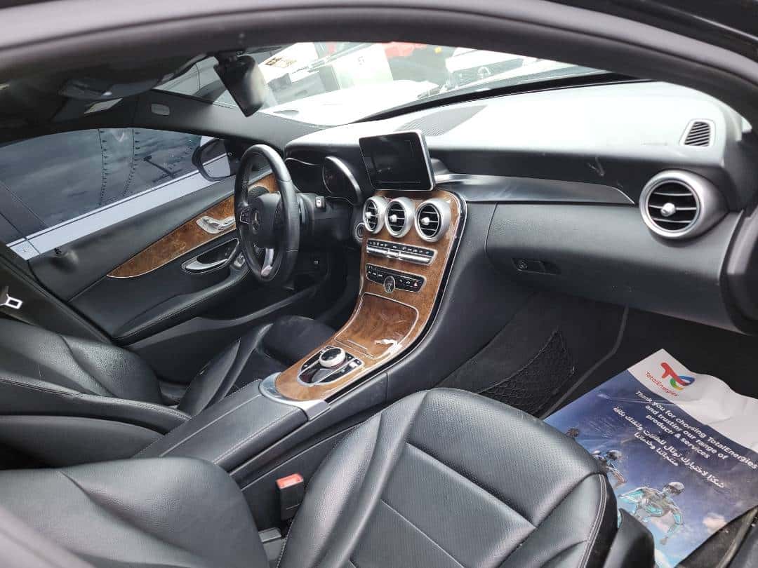 MERCEDES BENZ C300 - Exterior