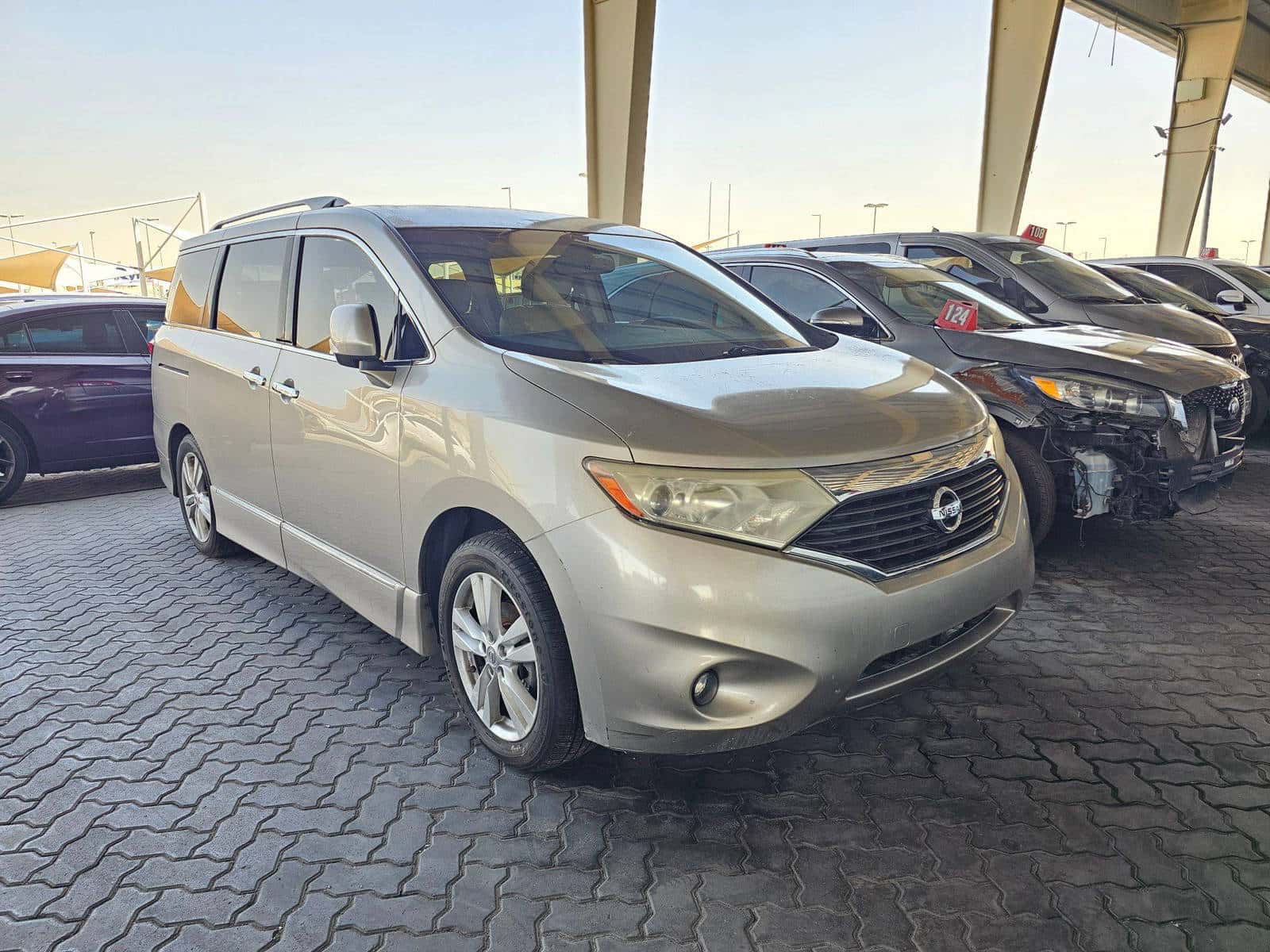 NISSAN QUEST 2011 thumbnail 3