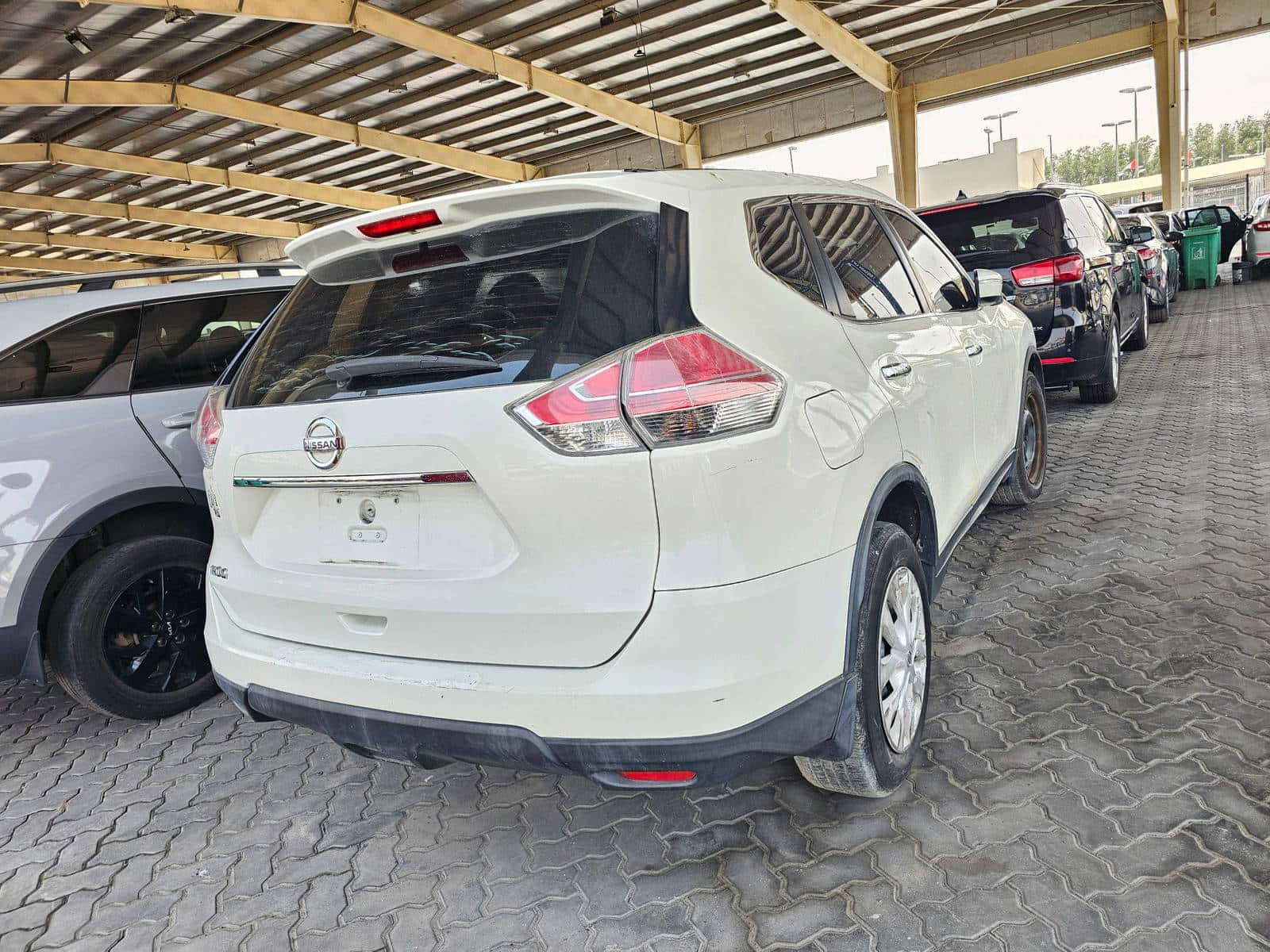 NISSAN ROGUE - Exterior