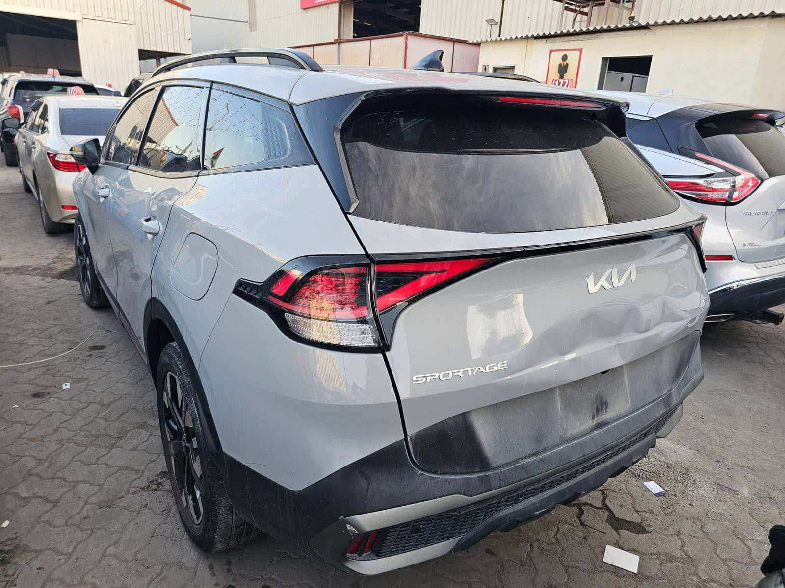 KIA SPORTAGE 2023 thumbnail 4