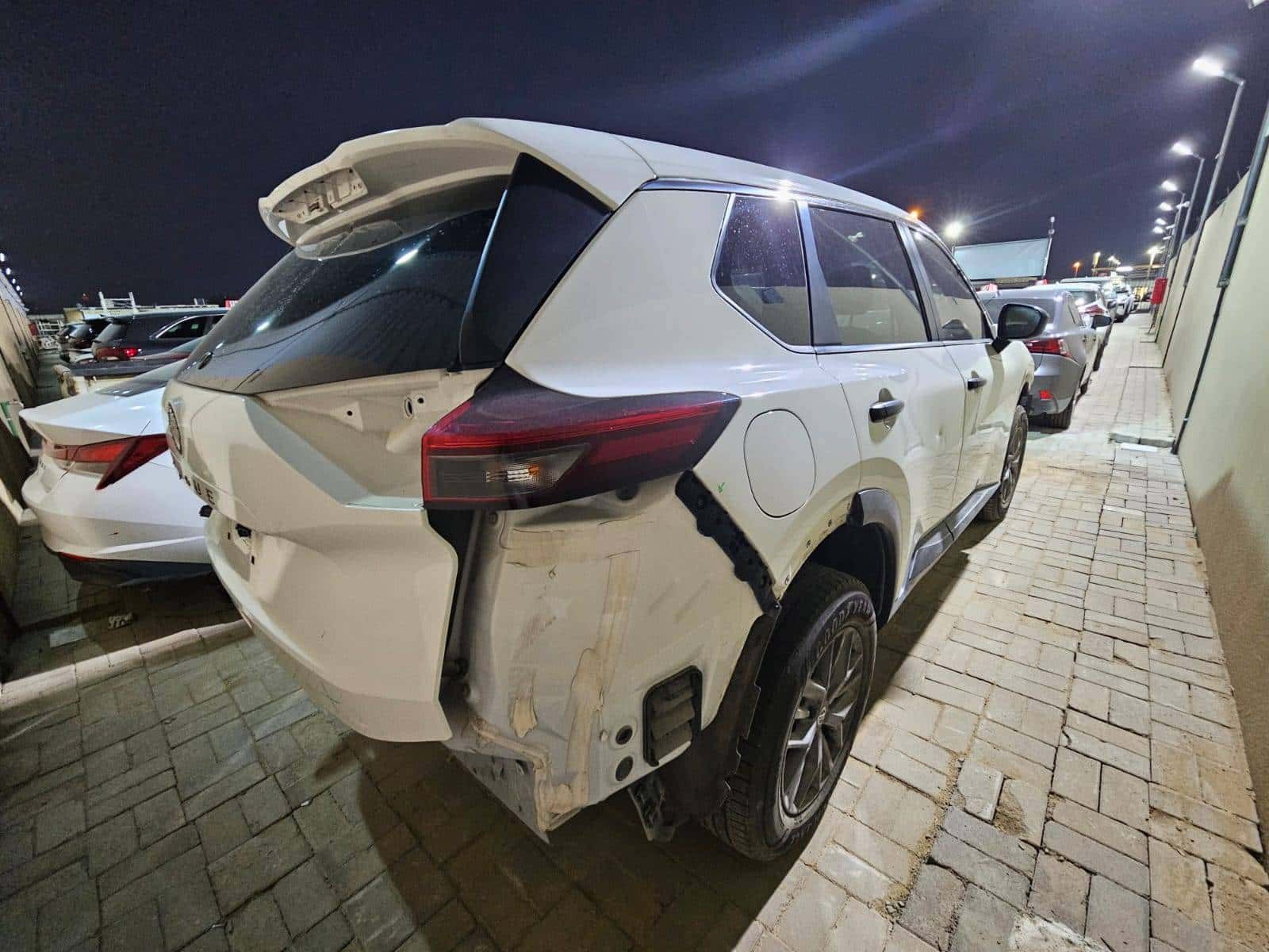 Nissan Rogue 2021 thumbnail 1