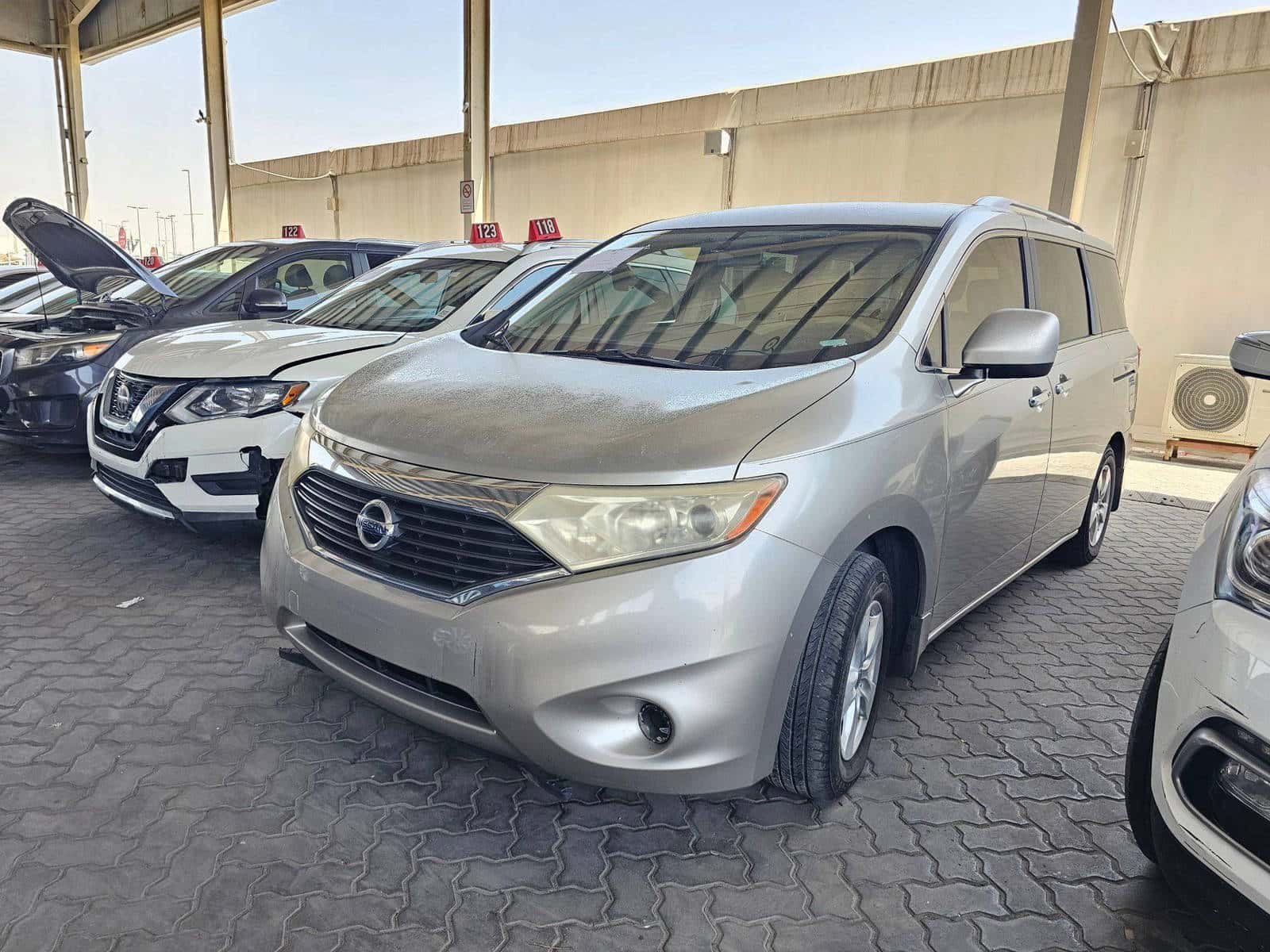 NISSAN QUEST 2013 thumbnail 3