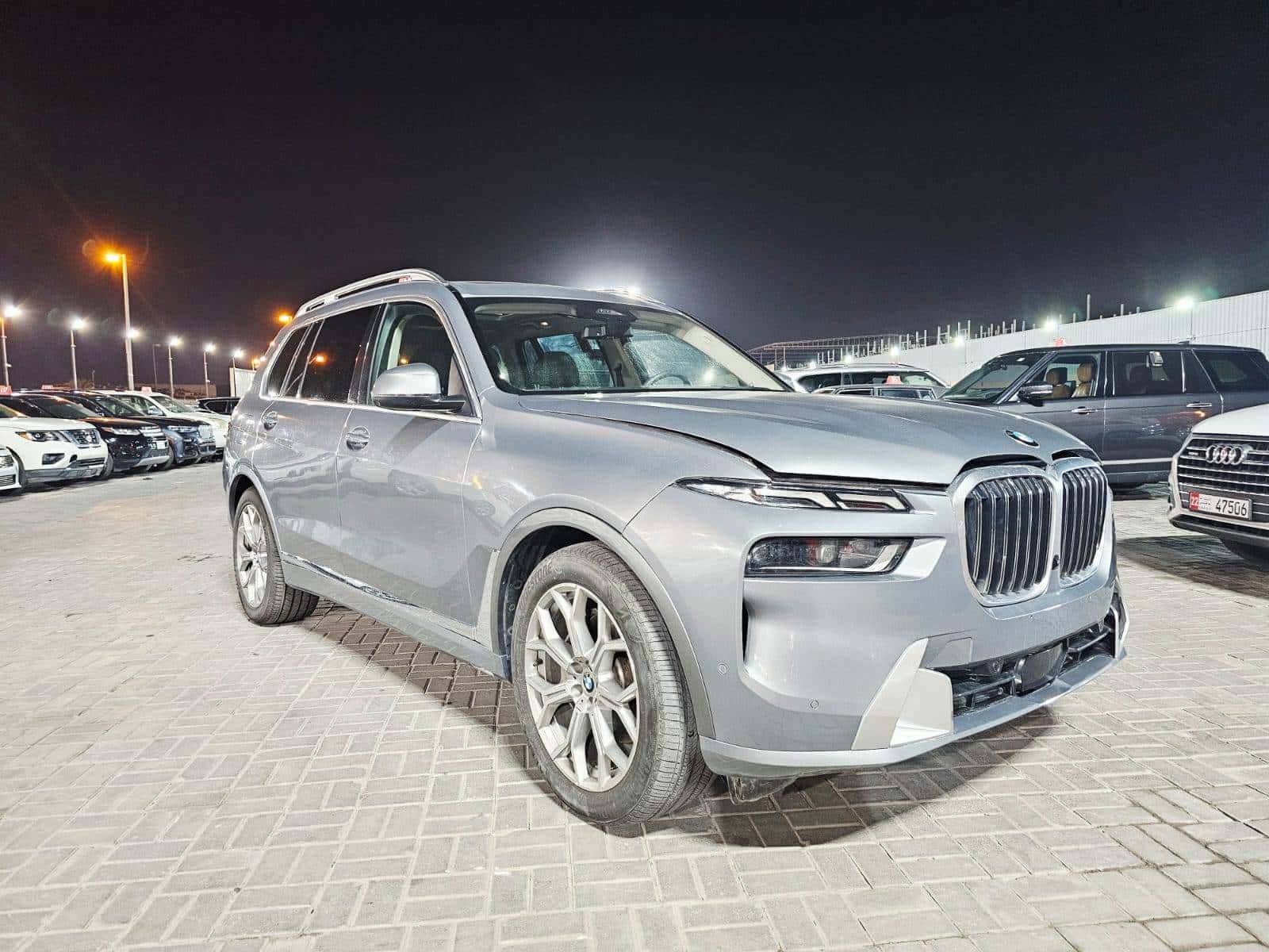 BMW X7 2025 thumbnail 4