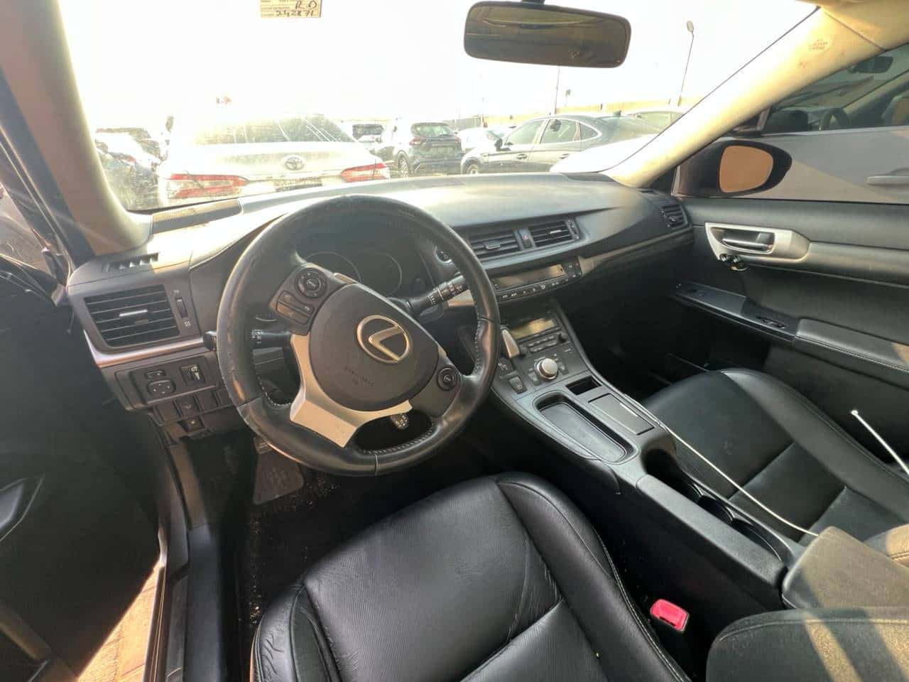 Lexus CT 200 2015 thumbnail 3