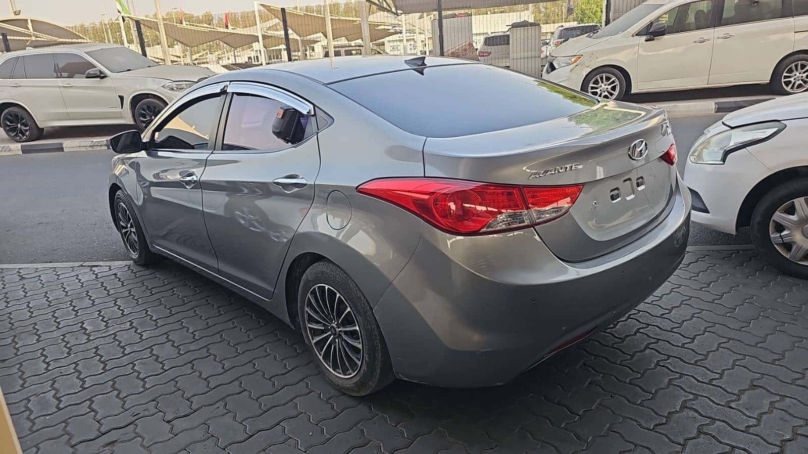 HYUNDAI AVANTE 2012 thumbnail 7