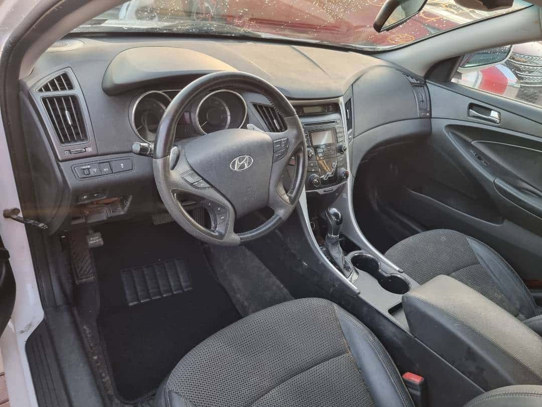 HYUNDAI SONATA 2012 thumbnail 6