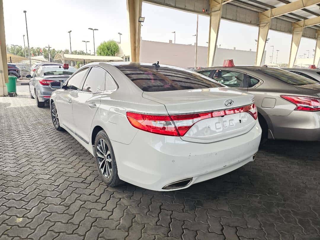 HYUNDAI GRANDEUR 2012 thumbnail 1