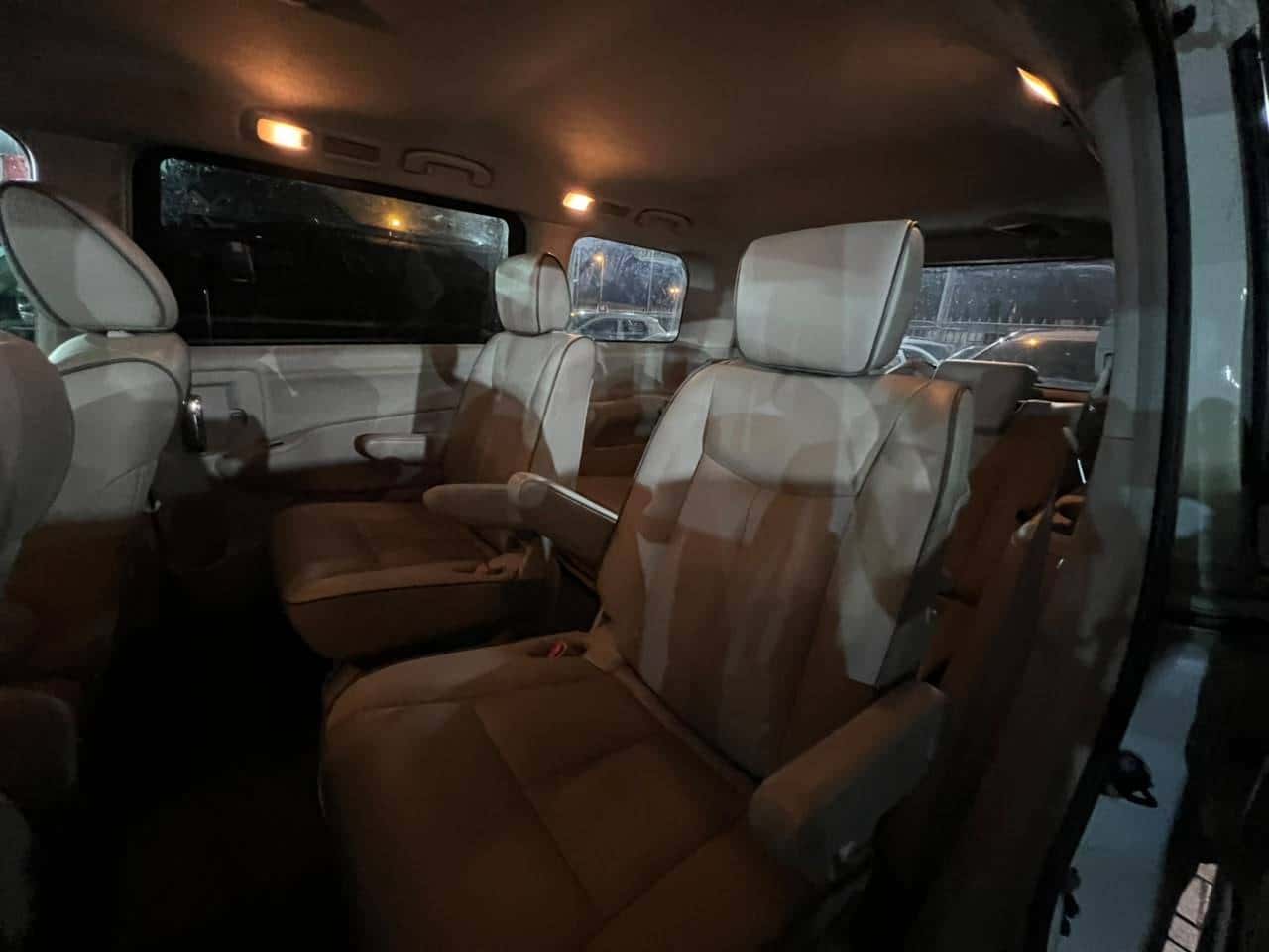 Nissan Quest 2015 thumbnail 2