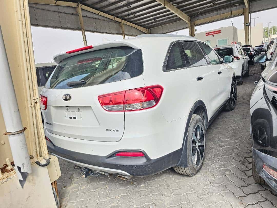 KIA SORENTO 2017 thumbnail 1