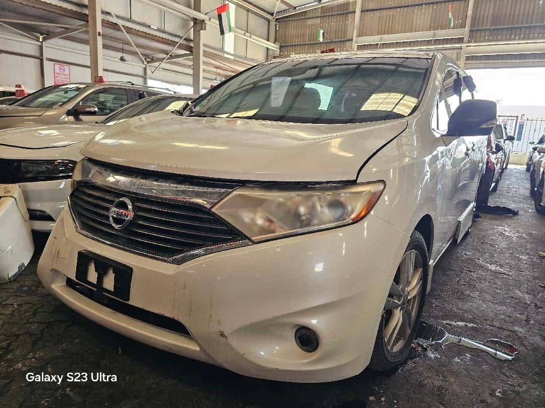 NISSAN QUEST - Exterior