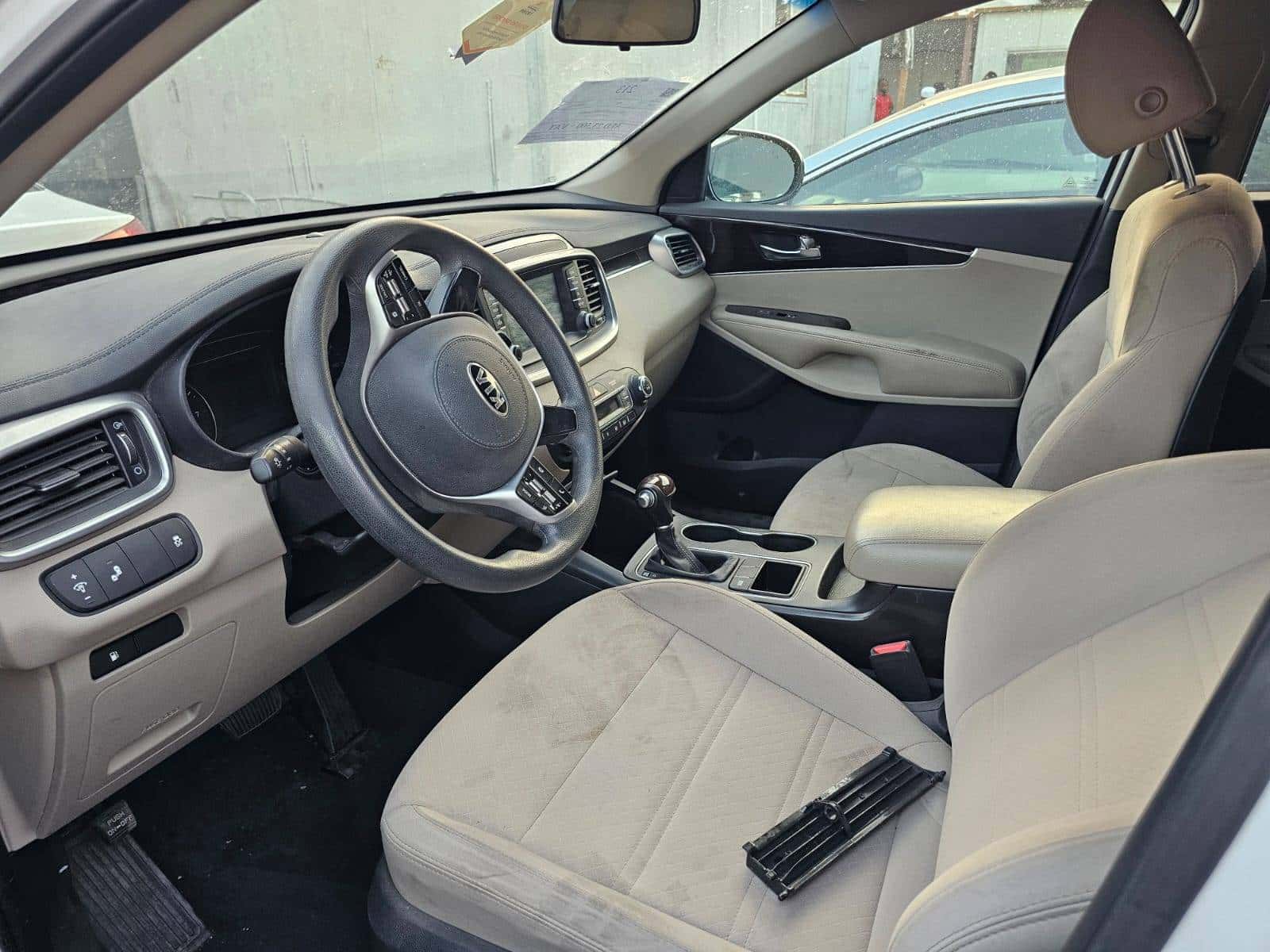 KIA SORENTO 2019 thumbnail 6