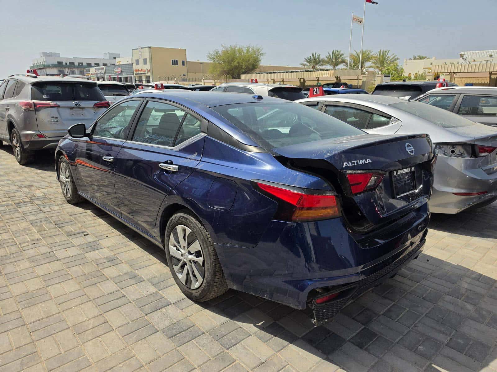 Nissan Altima 2020 thumbnail 5