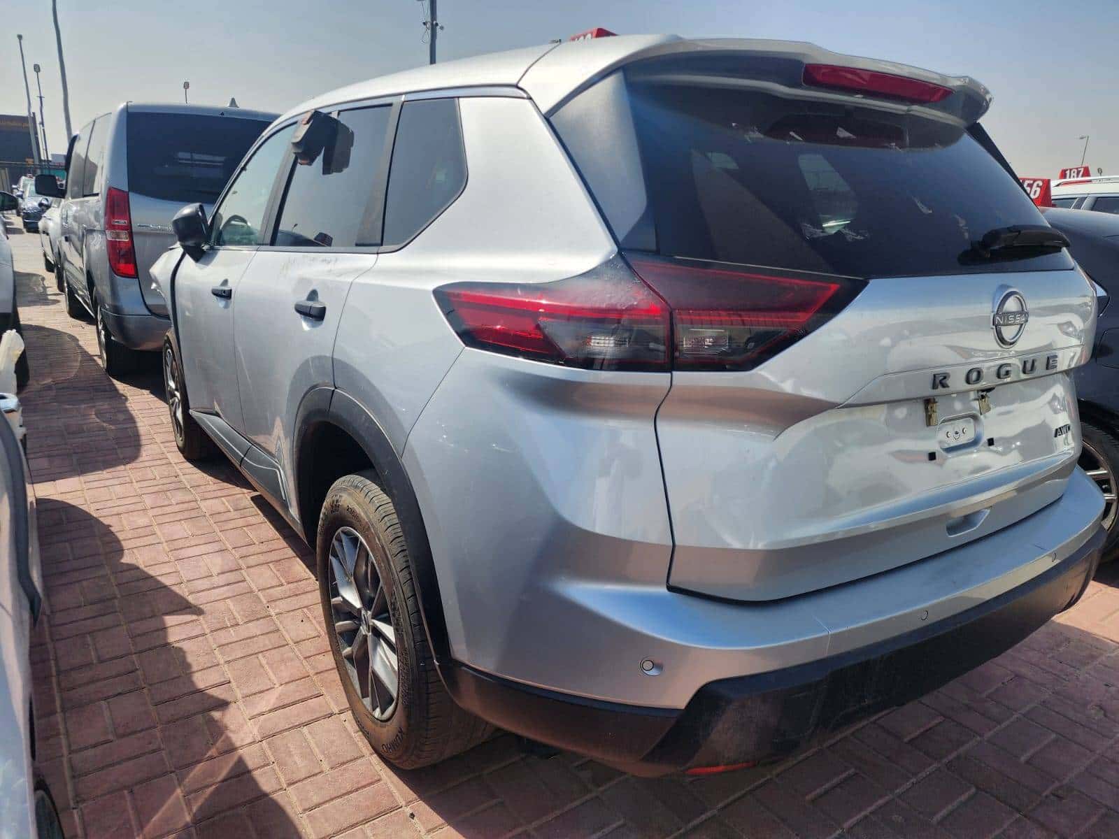 NISSAN ROGUE - Exterior
