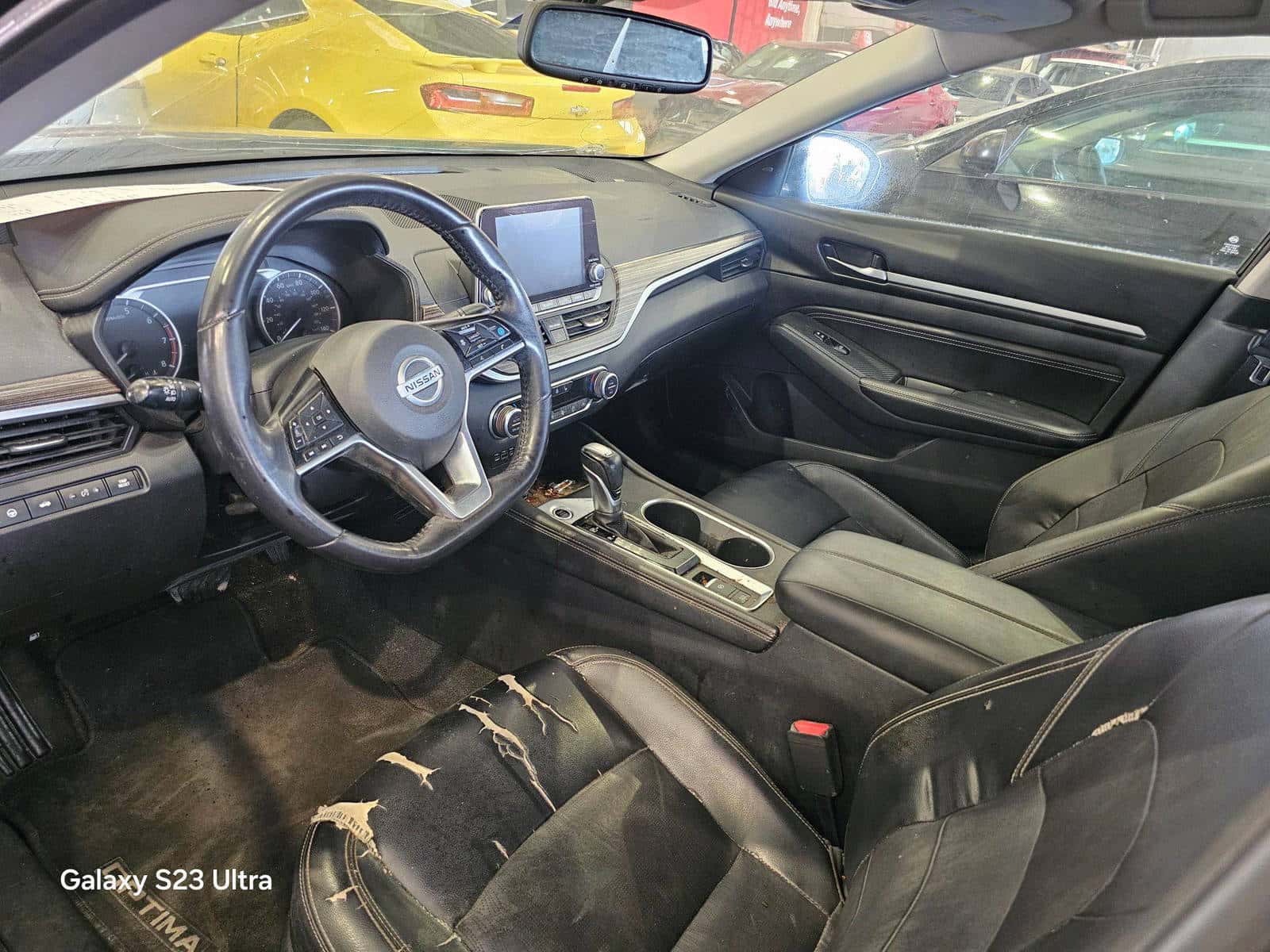 NISSAN ALTIMA - Exterior
