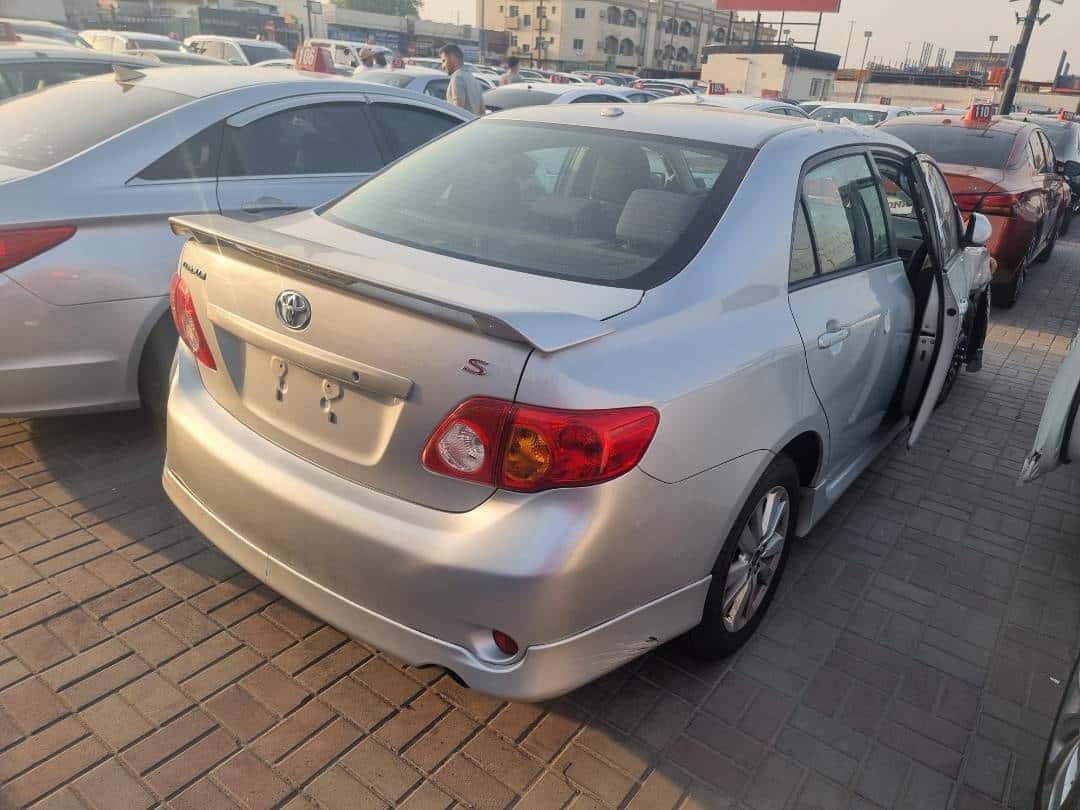 TOYOTA COROLLA 2010 thumbnail 5