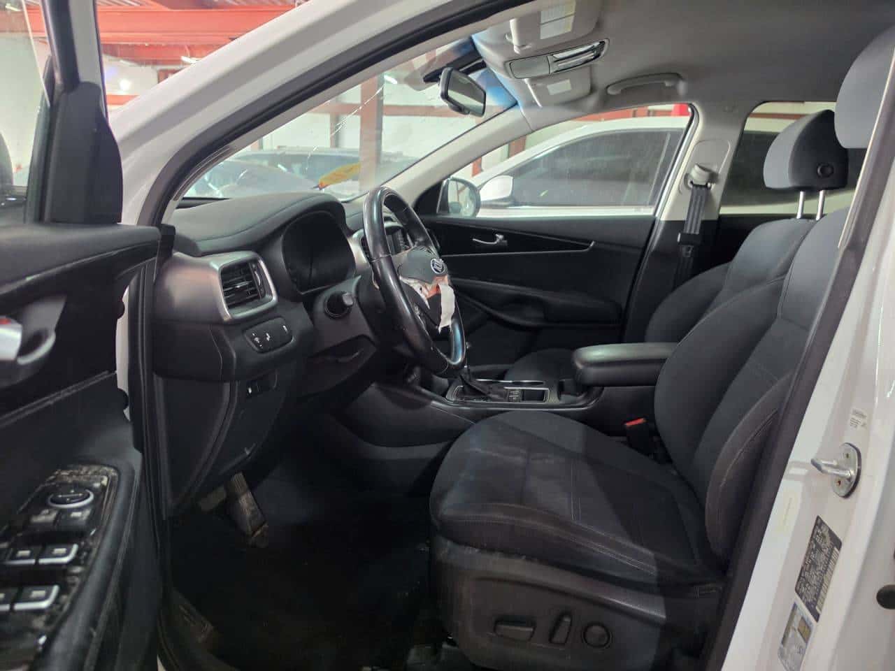 Kia Sorento 2019 thumbnail 6