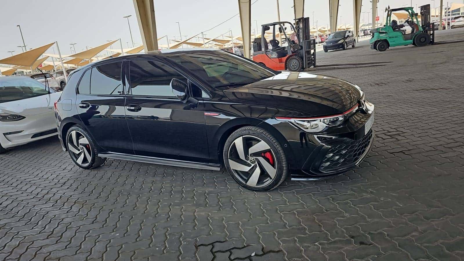 VOLKSWAGEN GOLF GTI SE 2023 thumbnail 4
