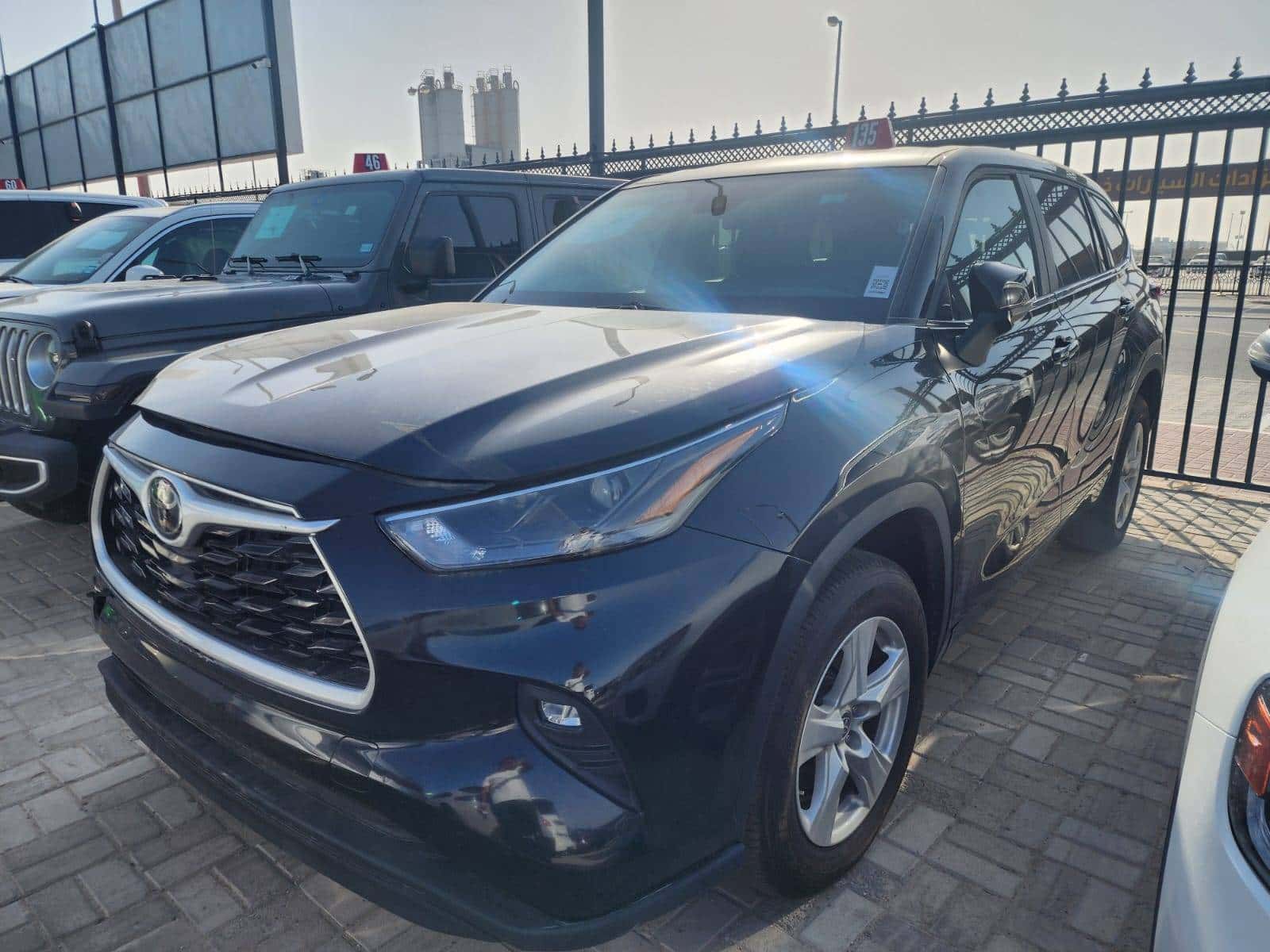 TOYOTA HIGHLANDER - Exterior