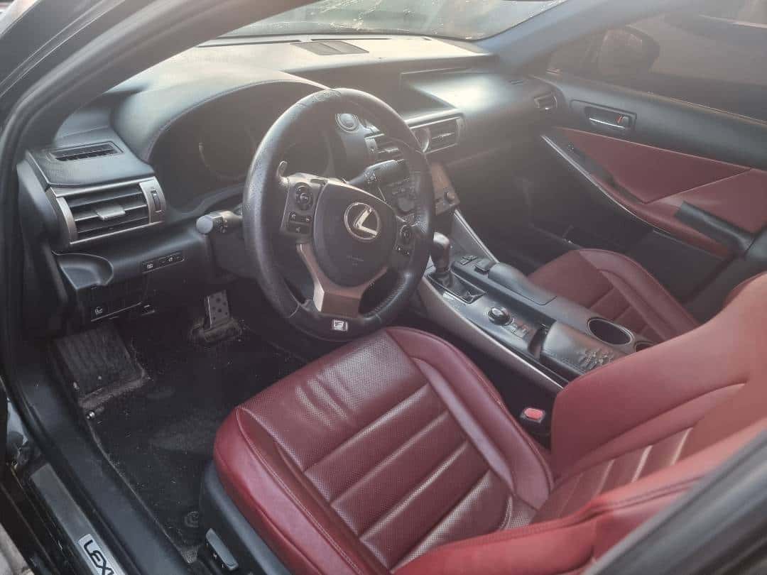 Lexus IS 250 2014 thumbnail 2