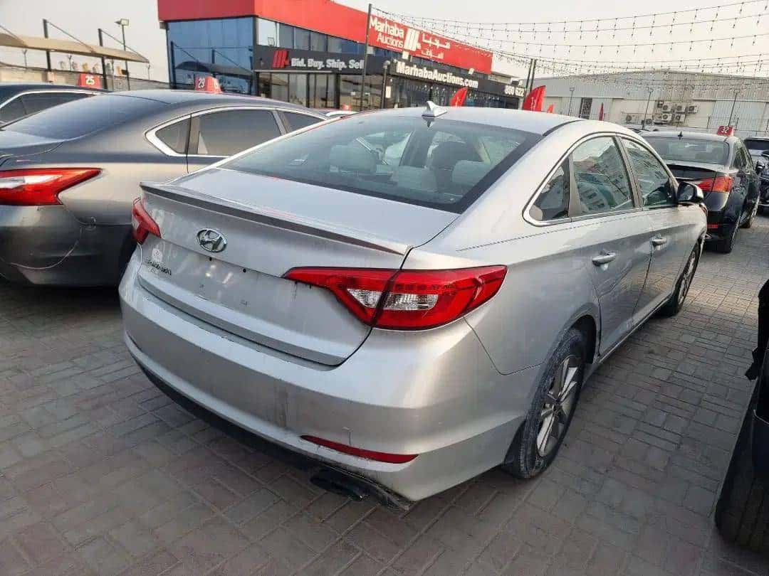 HYUNDAI SONATA - Exterior