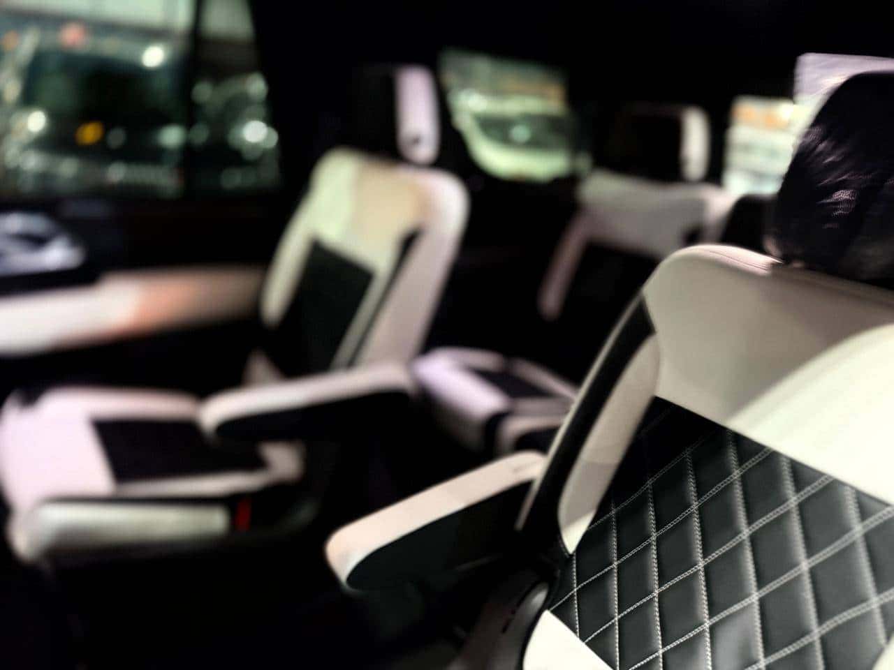 CHEVROLET Tahoe 2023 thumbnail 5