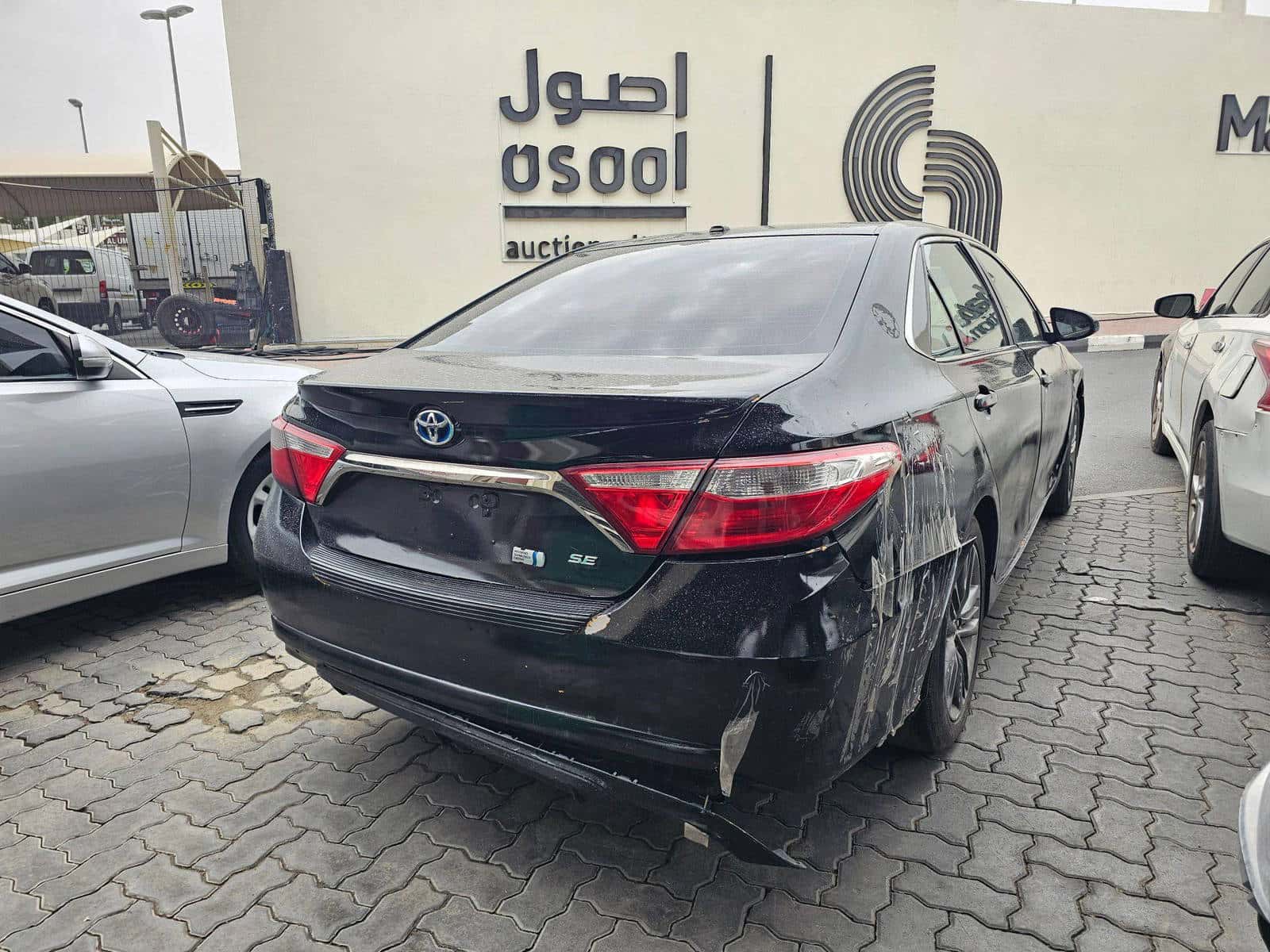 TOYOTA CAMRY - Exterior