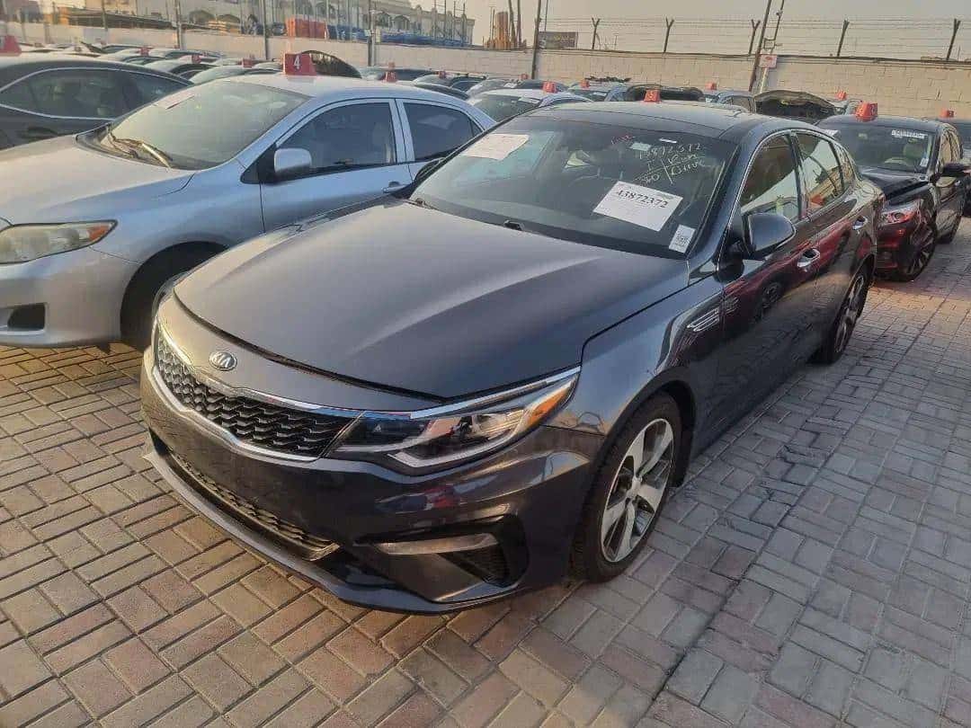 Kia Optima 2019 thumbnail 1