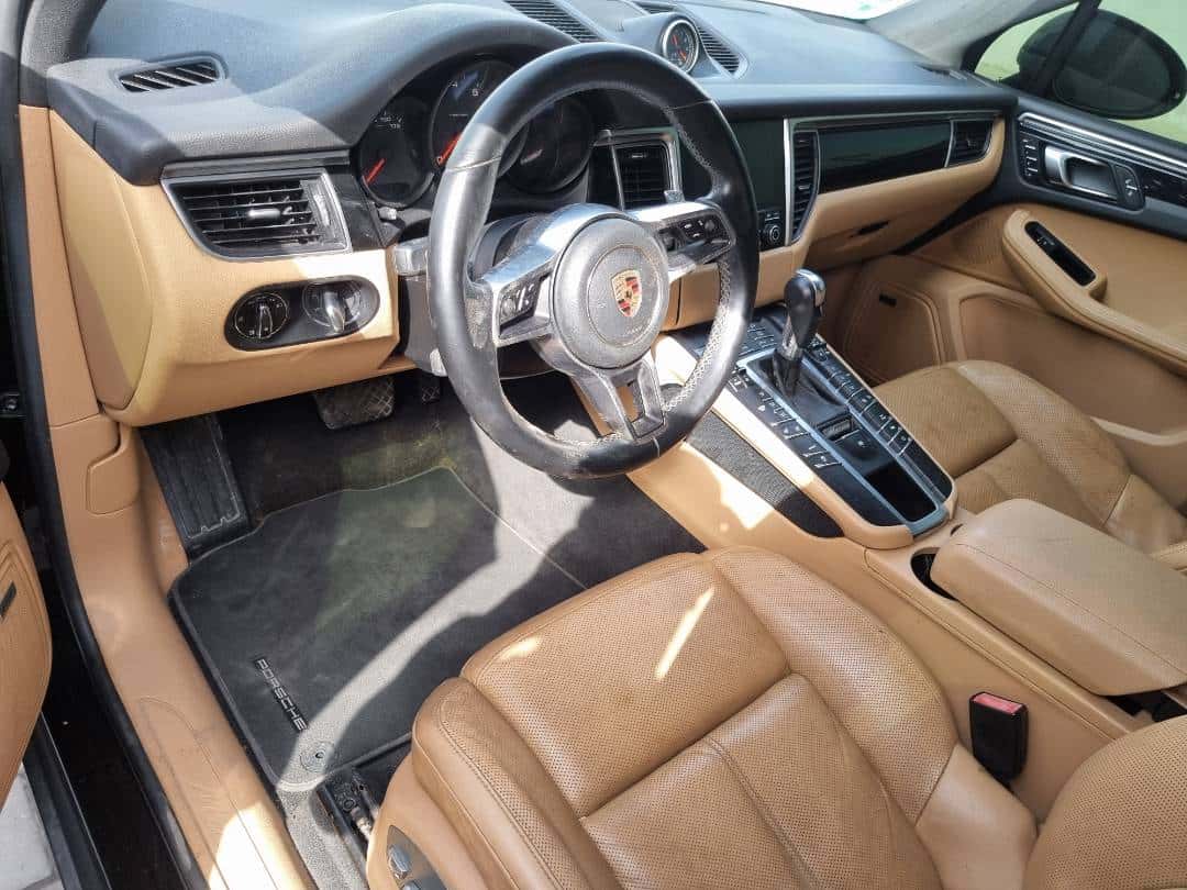 PORSCHE MACAN - Exterior