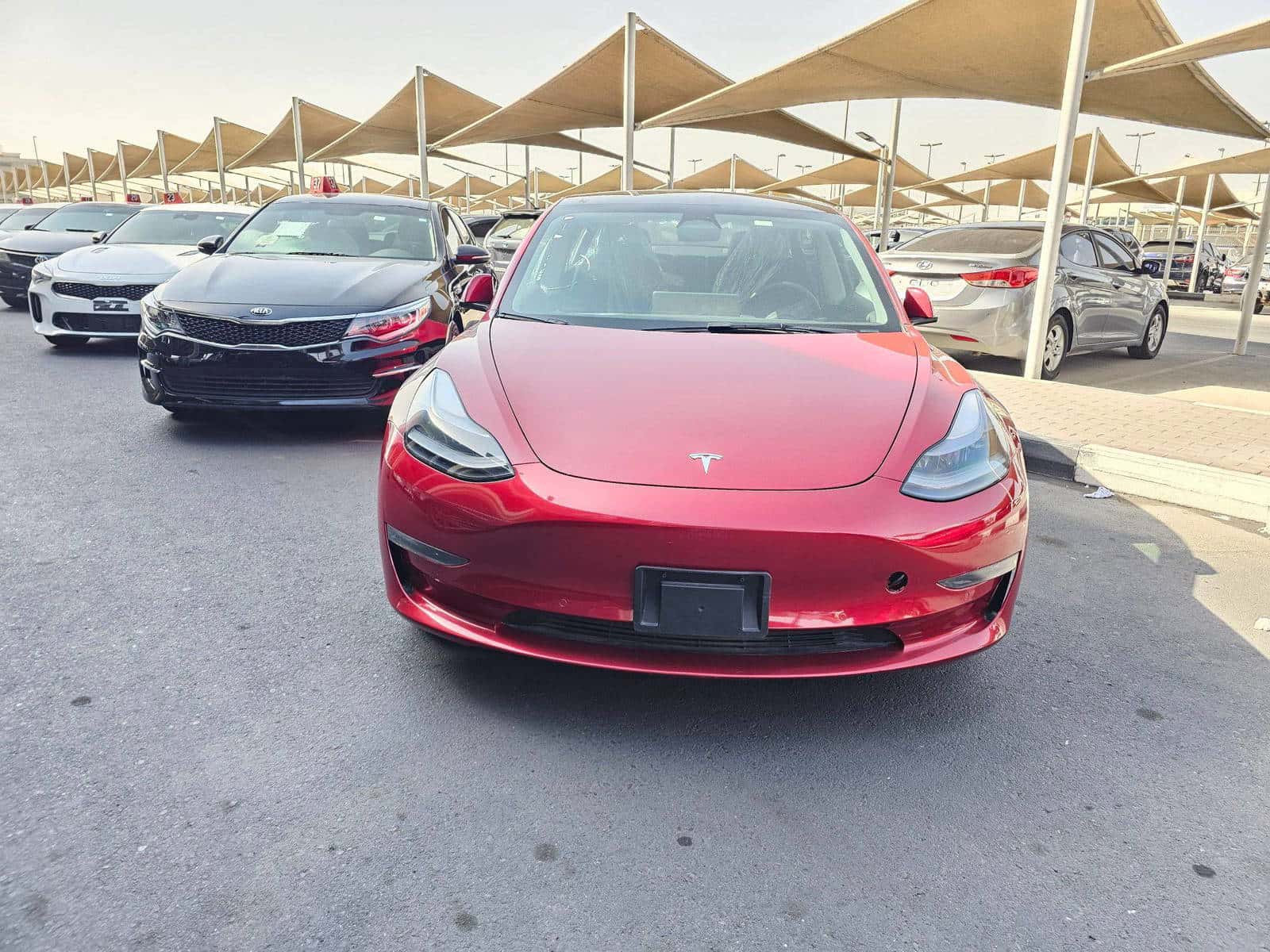 TESLA MODEL 3 - Exterior