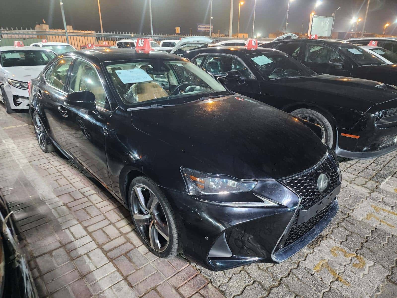 LEXUS IS 300 2016 thumbnail 3